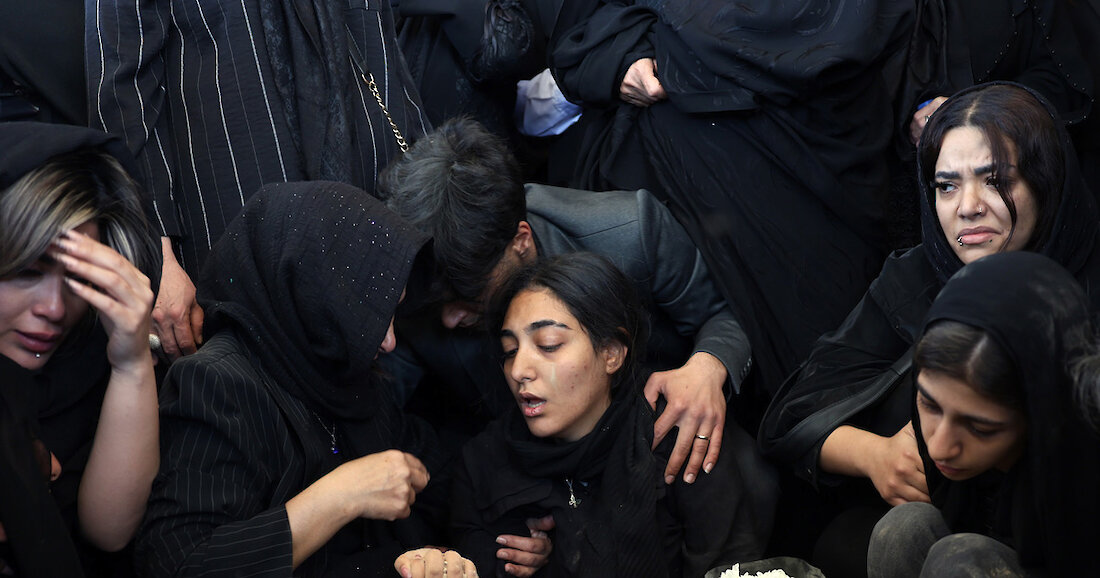 Trump dreigt nu ook burgerdoelen te raken. Maar Iran heeft al veel burgerslachtoffers te betreuren